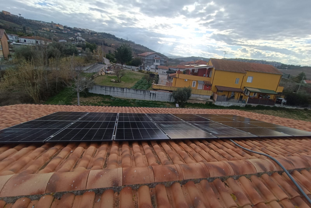 Impianto fotovoltaico con accumulo da 10 kW
